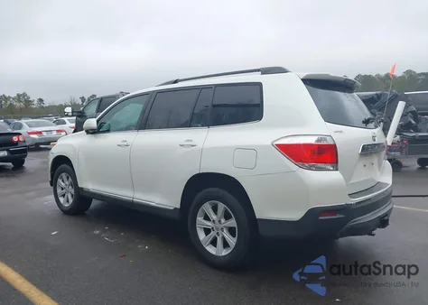 2013 Toyota Highlander Se V6 z USA, uszkodzony, nr VIN 5TDBK3EH4DS256616